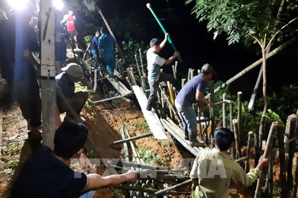 Hà Tĩnh khẩn trương khắc phục sạt lở bờ sông, kè biển sau bão số 4