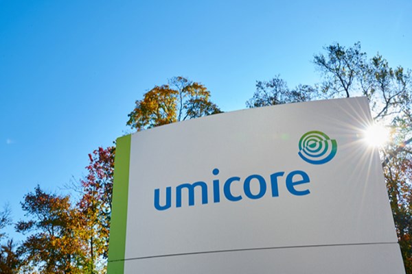 Umicore bắt tay công ty con của Volkswagen để sản xuất pin ô tô