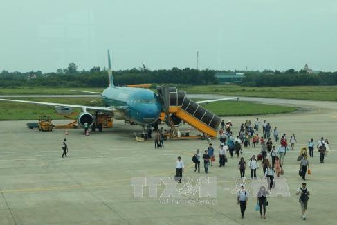Cảng hàng không quốc tế Vinh tạm dừng hoạt động đến 16 giờ ngày 28/9