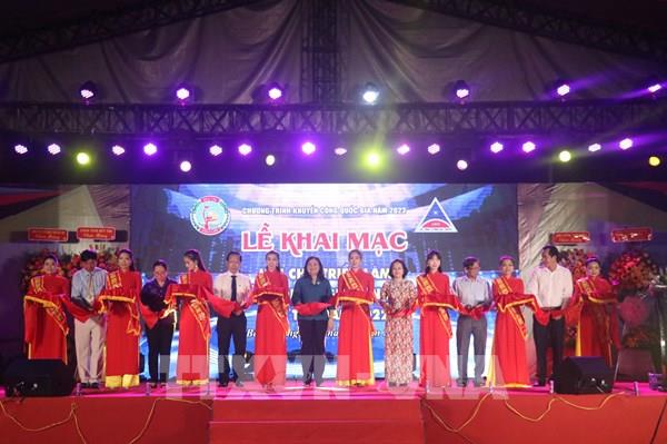 Khai mạc hội chợ triển lãm sản phẩm công nghiệp nông thôn Bến Tre