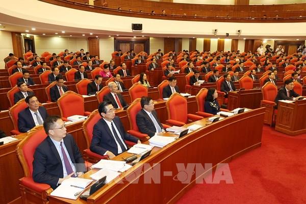 Ngày làm việc thứ hai Hội nghị Trung ương 6 khóa XIII: Thảo luận hai đề án quan trọng