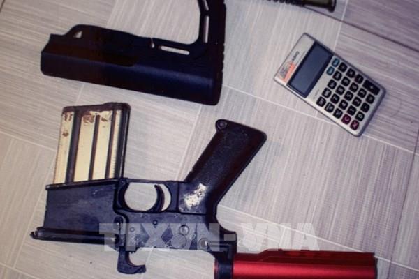 Bắt đối tượng tàng trữ súng và buôn bán ma túy đá quy mô lớn