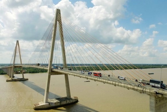 Khẩn trương bàn giao mặt bằng để thi công cầu Rạch Miễu 2