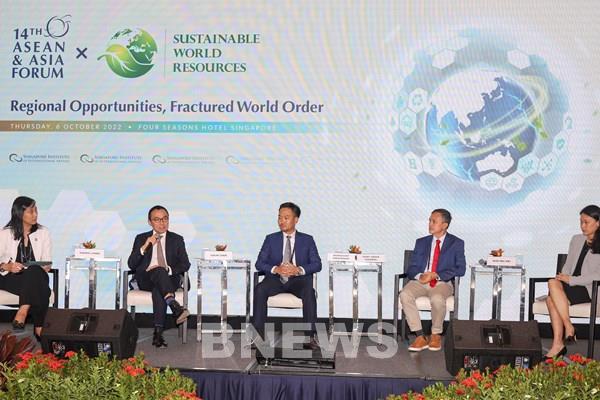 ASEAN điều hướng thế nào trong trật tự thế giới đang rạn nứt?