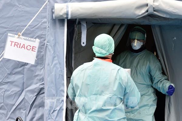 Nguy cơ làn sóng dịch COVID-19 quay trở lại châu Âu