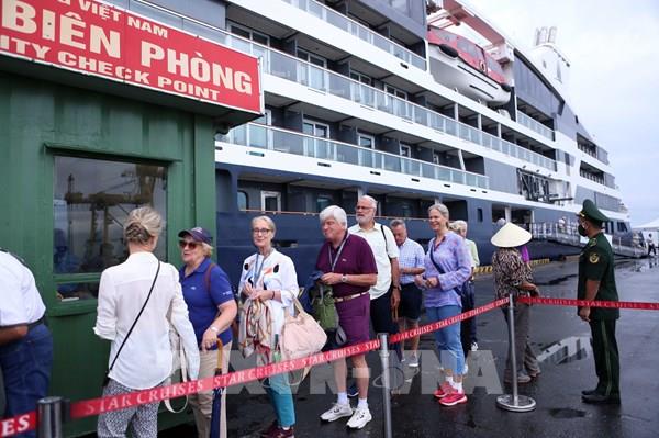 Đà Nẵng đón chuyến tàu biển đầu tiên đưa du khách quốc tế trở lại sau dịch COVID-19