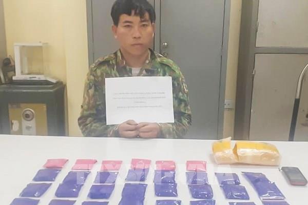 Sơn La: Bắt đối tượng mua bán trái phép 6.000 viên ma túy tổng hợp