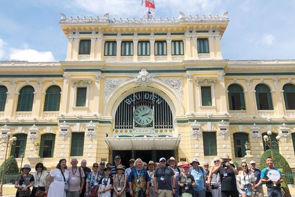 Tp Hồ Chí Minh hồi sinh mạnh mẽ: *Bài 4: Du lịch mở cửa với diện mạo mới