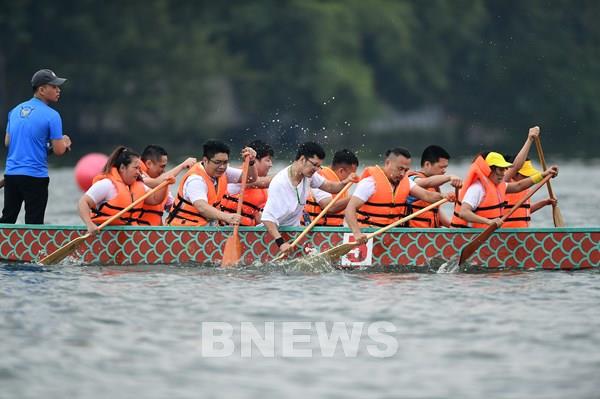 Vietnam Airlines tạo cầu nối du khách, bạn bè quốc tế đến với Thủ đô