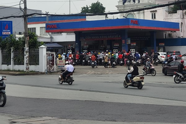 Loạt cây xăng đóng cửa: "Lỏng lẻo" trong phối hợp liên Bộ