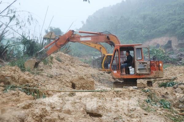 Sạt lở tại Thủy điện Kà Tinh: Chưa liên lạc được với công nhân nghi mất tích
