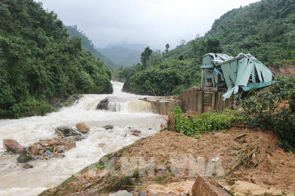Khẩn trương tìm kiếm nạn nhân mất tích tại Nhà máy Thủy điện Kà Tinh 1