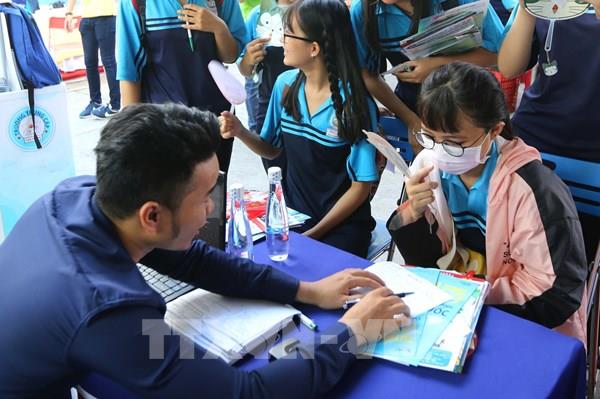 Thị trường lao động Tp. Hồ Chí Minh sôi động vào dịp cuối năm 2022