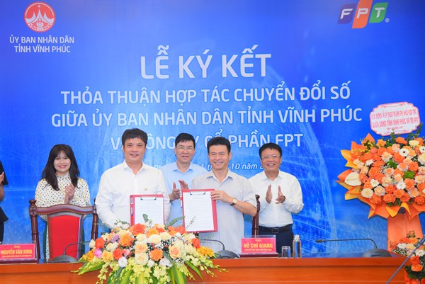 Địa phương thứ 22 ký kết hợp tác chuyển đổi số với FPT