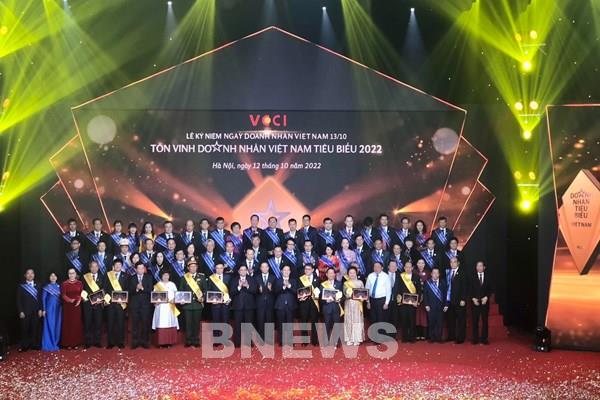 Tôn vinh TOP10 Doanh nhân Việt Nam tiêu biểu năm 2022