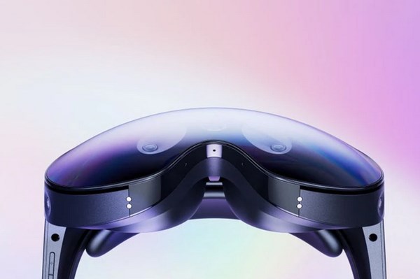 Meta ra mắt kính thực tế ảo mới Quest Pro