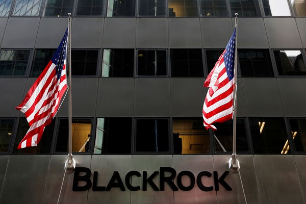 BlackRock và MSCI bị điều tra về dòng vốn đầu tư vào các công ty Trung Quốc
