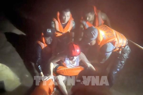 Đà Nẵng ngập lụt diện rộng, cứu nạn hàng trăm hộ dân trong đêm