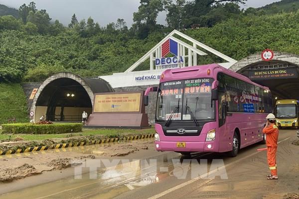 Thông xe hoàn toàn hai đường Hầm Hải Vân