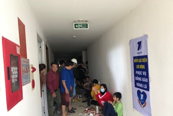 VNPT nhiều hoạt hỗ trợ thông tin liên lạc cho người dân bị ảnh hưởng sau bão Sơn Ca