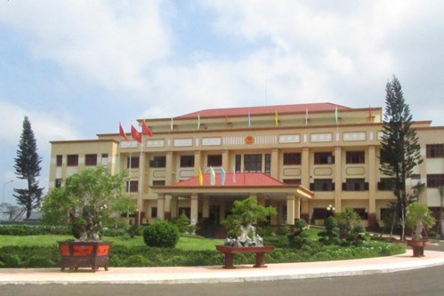 Khắc phục tình trạng cán bộ, công chức, viên chức xin nghỉ việc