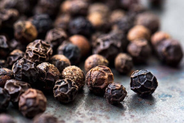 Giá tiêu hôm nay 21/10 giảm nhẹ so với hôm qua