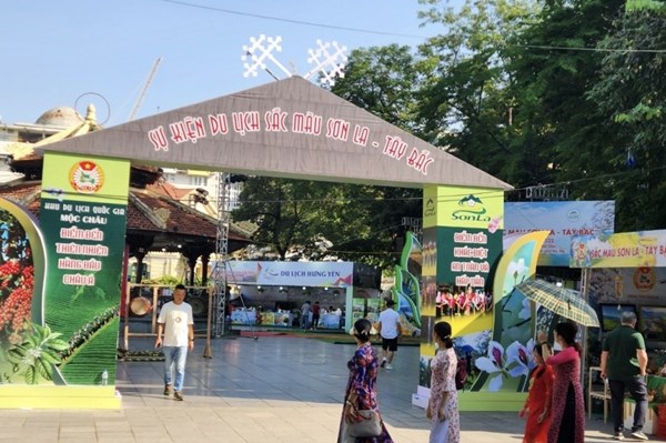 Hơn 30.000 lượt du khách tham gia Sắc màu Sơn La-Tây Bắc lần thứ 2 tại Hà Nội