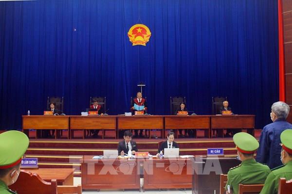 Vụ buôn lậu xăng dầu ở Đồng Nai: Thuyền trưởng tàu chở xăng lậu có nhiều lời khai bất nhất