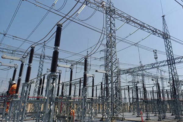 Nâng công suất trạm biến áp 500 kV Việt Trì