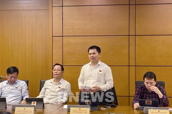 Còn băn khoăn về trao cơ chế đặc thù cho chính quyền cơ sở