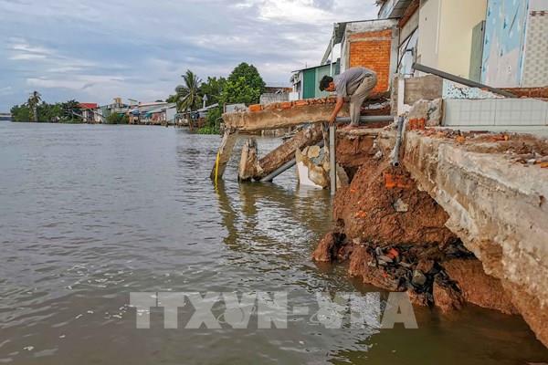 Đầu tư hơn 270 tỷ đồng xây kè chống sạt lở sông Trà Nóc