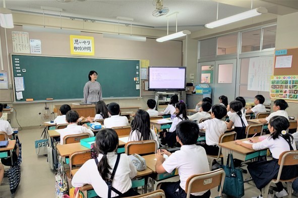 Nhật Bản: Số học sinh tiểu học và trung học cơ sở nghỉ học tăng cao kỷ lục