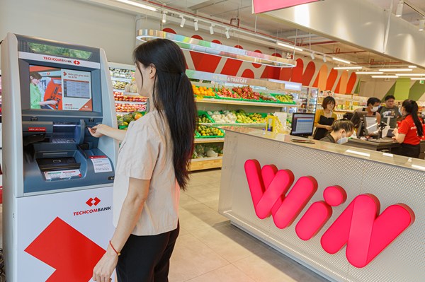 Chuỗi cửa hàng WIN giúp doanh thu The CrownX tăng trưởng trong quý 3