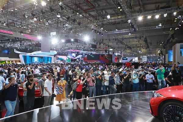 Triển lãm Ô tô Việt Nam 2026 tiếp tục “lỡ hẹn”