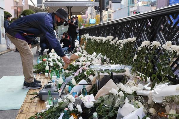 Vụ giẫm đạp ở Itaewon: Hàn Quốc bắt đầu tổ chức lễ tưởng niệm các nạn nhân