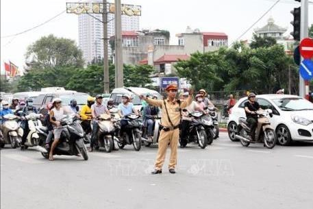 Hà Nội: Từ 18/11 phân luồng giao thông mới trên đường Âu Cơ