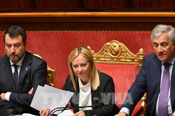 Chính phủ mới của Italy điều chỉnh các chính sách của chính quyền tiền nhiệm