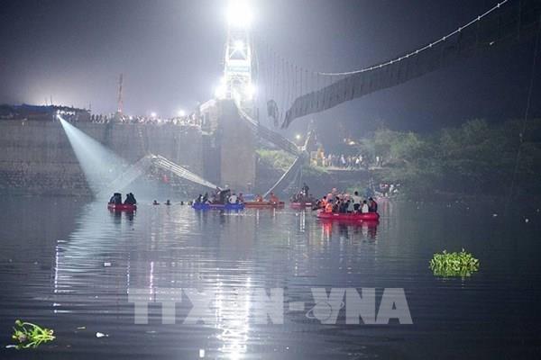 Vụ sập cầu ở Ấn Độ: Có vấn đề trong quá trình nâng cấp cầu