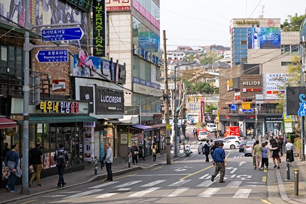 Itaewon - "khu du lịch đặc biệt đầu tiên” ở thủ đô Seoul 