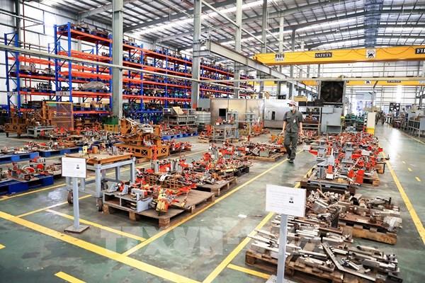 Doanh nghiệp hạ tầng công nghiệp tăng tốc