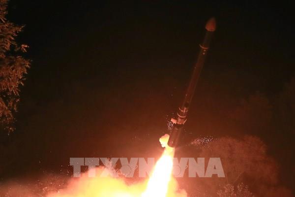 Triều Tiên bắn hàng chục quả đạn pháo vào vùng đệm quân sự