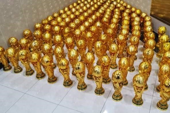 Trước thềm WORLD CUP 2022: Qatar thu giữ 144 chiếc cúp giả