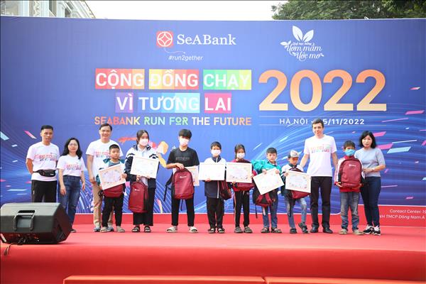 Chuỗi giải chạy cộng đồng “SeABank Run for The Future” thu hút hơn 5.200 người tham gia