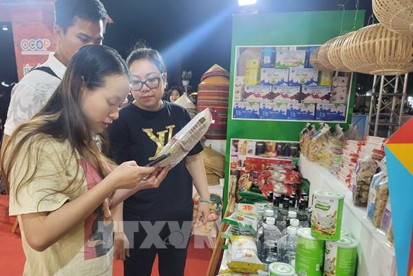 Hà Nội tôn vinh 213 sản phẩm, dịch vụ được người tiêu dùng yêu thích