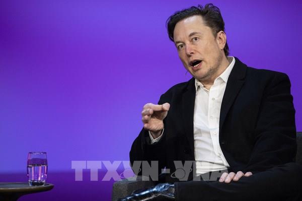 Tỷ phú Musk "kêu ca" Apple vì gây áp lực lên Twitter