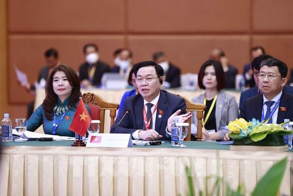 Chủ tịch Quốc hội Vương Đình Huệ dự phiên họp Ban Chấp hành Đại hội đồng AIPA - 43