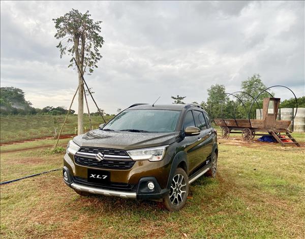 Bảng giá xe ô tô Suzuki tháng 4/2023: Hỗ trợ 50% phí trước bạ và bảo hiểm