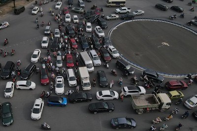 Hà Nội thí điểm phân luồng nút giao thông Mễ Trì - Lê Quang Đạo - Châu Văn Liêm