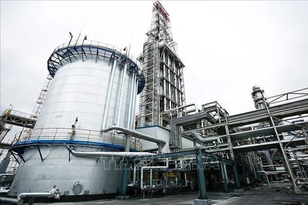 Dự báo giá dầu Brent giảm xuống mức dưới 100 USD/thùng trong năm 2023
