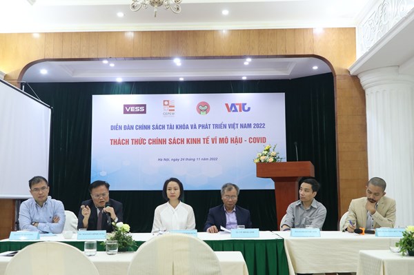 Thách thức nào cho chính sách kinh tế vĩ mô hậu COVID-19?